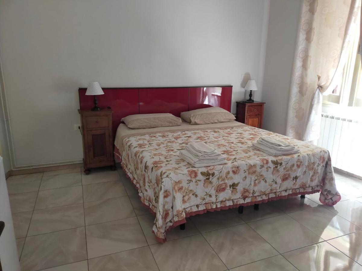 Hotel Traivicolidifoligno Zewnętrze zdjęcie